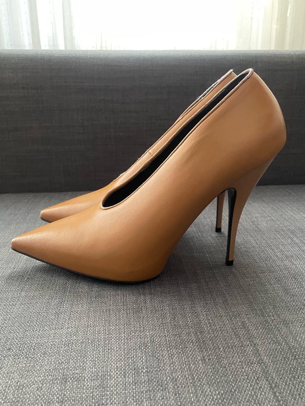 Stella McCartney Classic Pointed-Toe High Heel Pumps in Tan